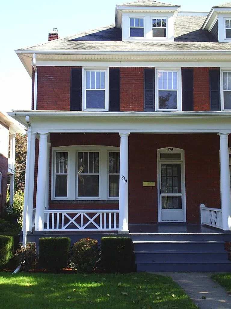 810 Hamilton Blvd photo 1