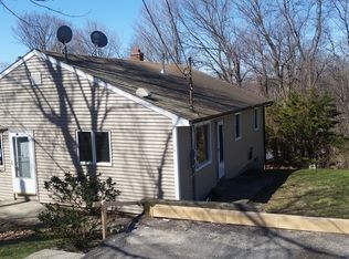 51 Oldham Ave, Waterbury, CT 06705
