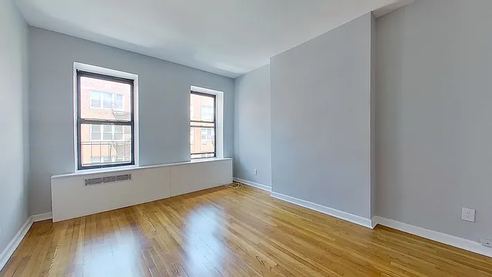 Rented by Compass | media 10