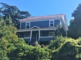 318 E 12th St APT 3, The Dalles, OR 97058