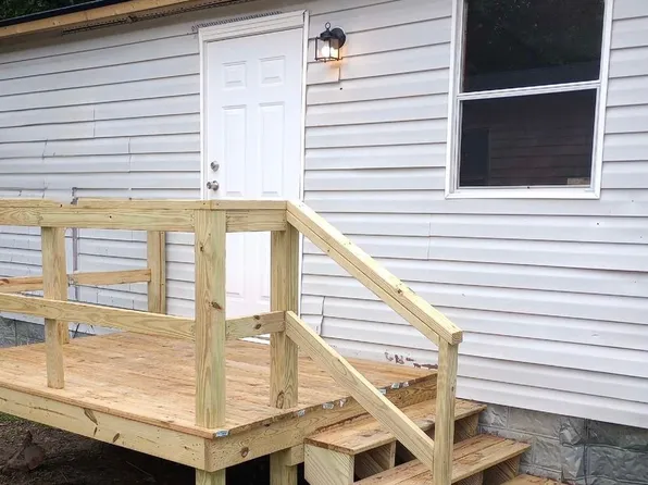 126 Holly Dr, Spartanburg, SC 29301