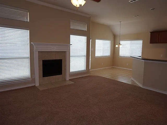 520 Castlebrook Ct — Photo 3