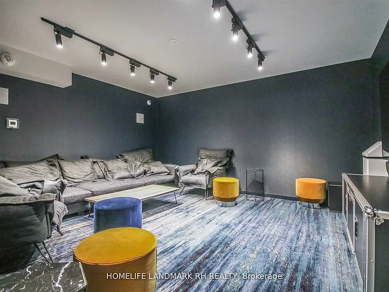28 Wellesley St E #2204 — Photo 21