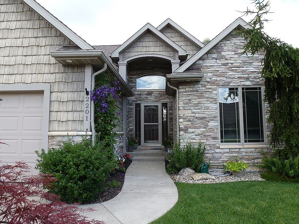 1st image of 2201 Timberstone Dr