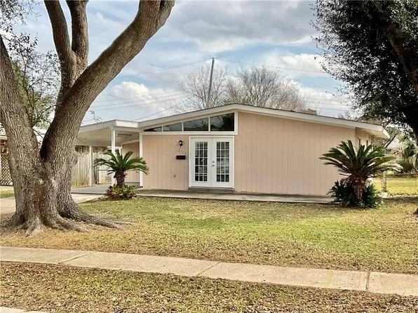 2114 S Butterfly Cir, Gretna, LA 70056