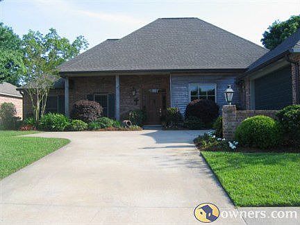 1st image of 202 Cypress Cv