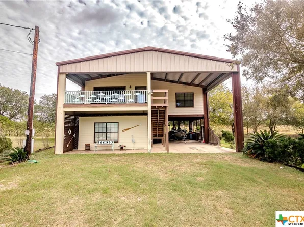 4685 County Road 328, Edna, TX 77957