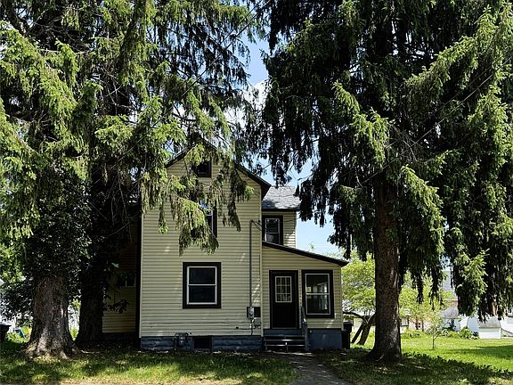 2nd image of 570 High St