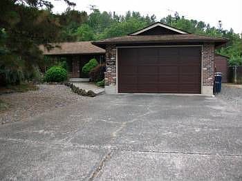 1st image of 1624 Riverview Dr NE