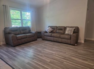 873 State Road Mm, Sunrise Beach, MO 65079