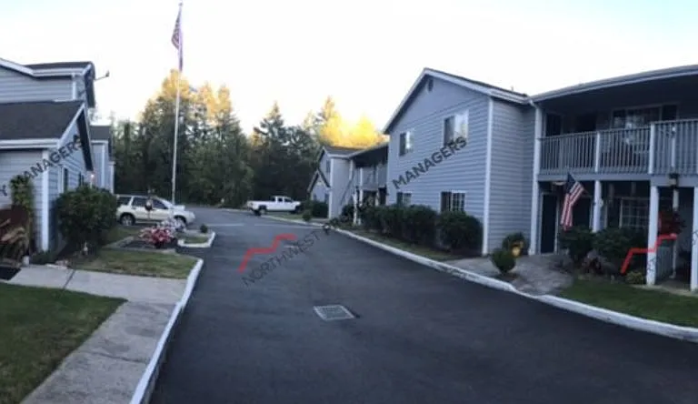 1268 State Route 505 — Photo 2
