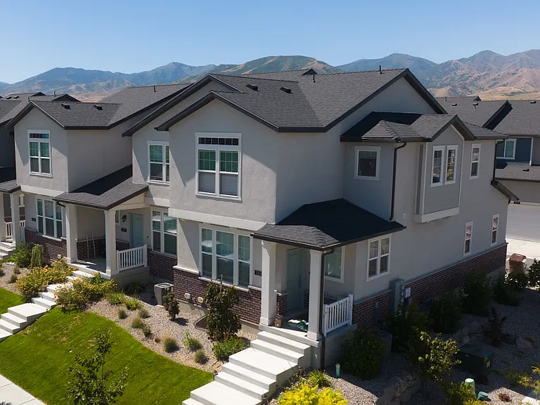 Gabler's Grove Townhomes — Photo 2