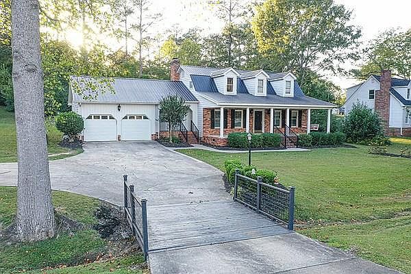 1st image of 117 Sherwood Ln