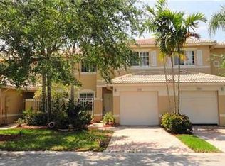 2211 NW 170th Ave, Pembroke Pines, FL 33028