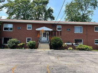660 N Hobart Rd APT 2, Hobart, IN 46342