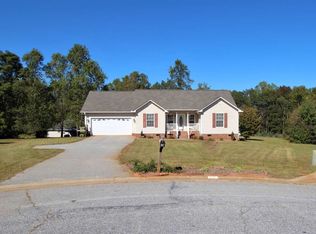 946 Steadman Farms Dr, Inman, SC 29349