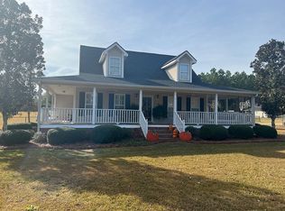 4981 Strawberry Rd, Pelham, GA 31779