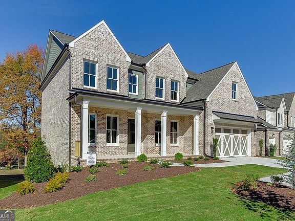 2nd image of 450 Thunder Rd