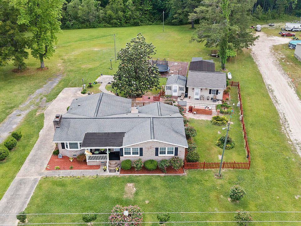 805 Sand Hole Road, Riegelwood, NC 28456 Zillow