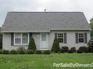 495 Adapointe Ct SE, Ada, MI 49301