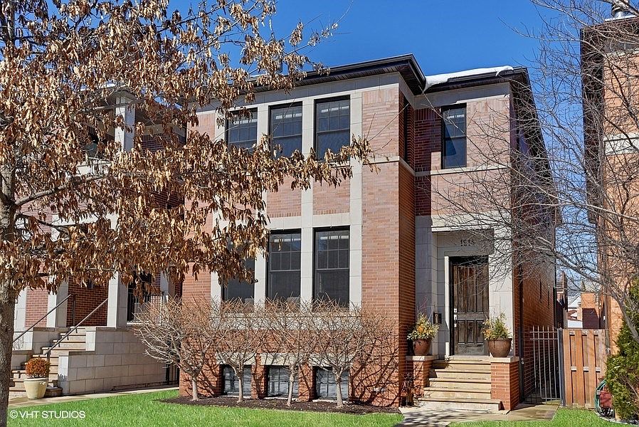 1st image of 1914 W Cornelia Ave