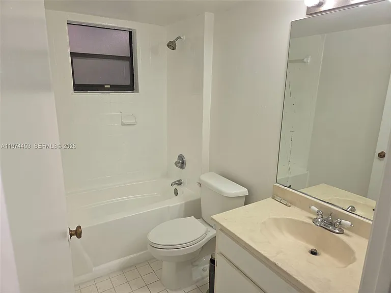 13020 SW 92nd Ave #A106 — Photo 30