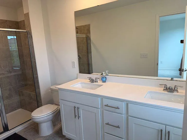 425 Venetian Dr — Photo 38