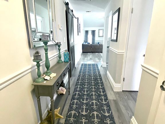 4th image of 373 Canterbury Cir NW
