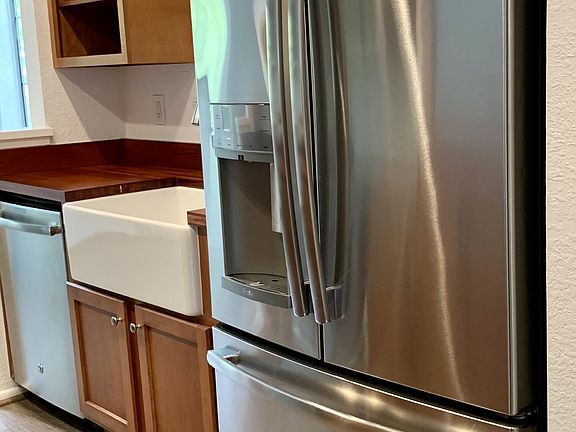 5th image of 8170 Mountain View Dr APT H