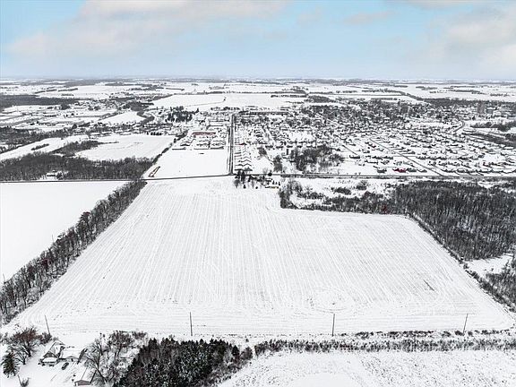 4th image of 220 Street