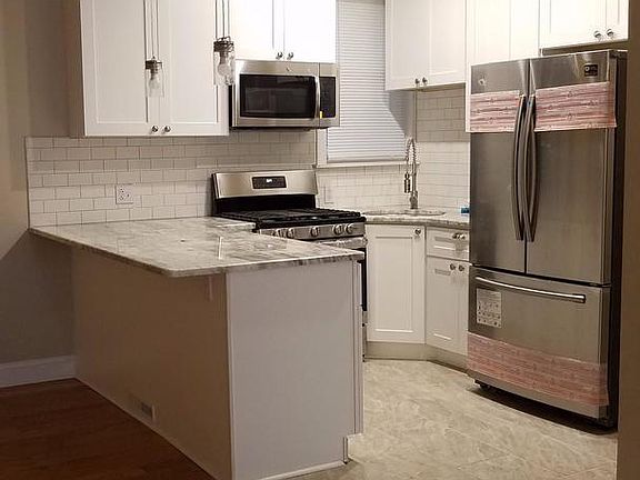 2nd image of 5433 Sansom St #1