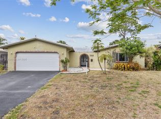 7505 NW 42nd St, Pompano Beach, FL 33065