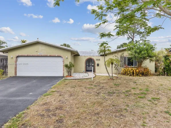 7505 NW 42nd St, Pompano Beach, FL 33065