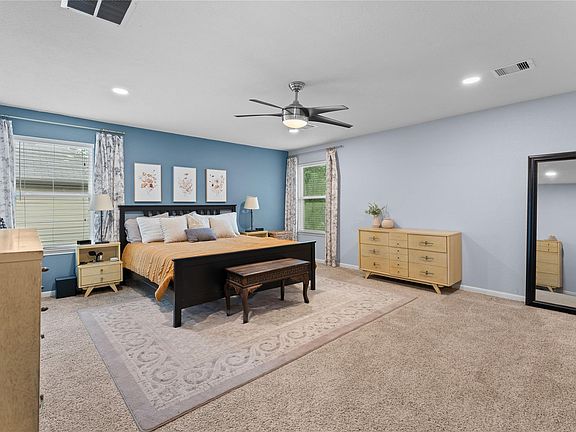 5th image of 1942 Elkington Cir