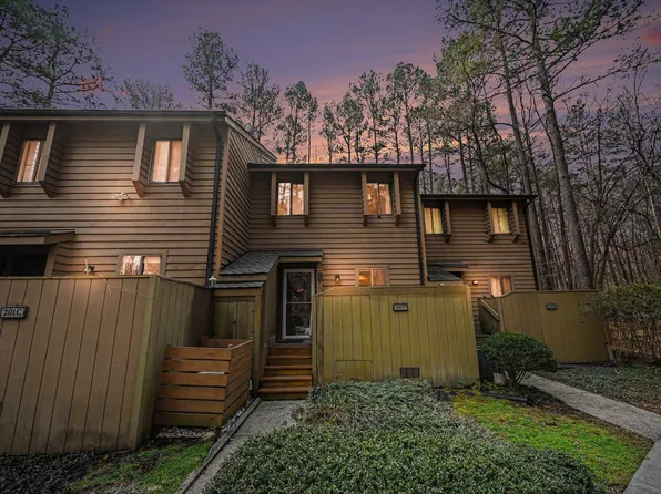 201 Estes Dr #D, Carrboro, NC 27510