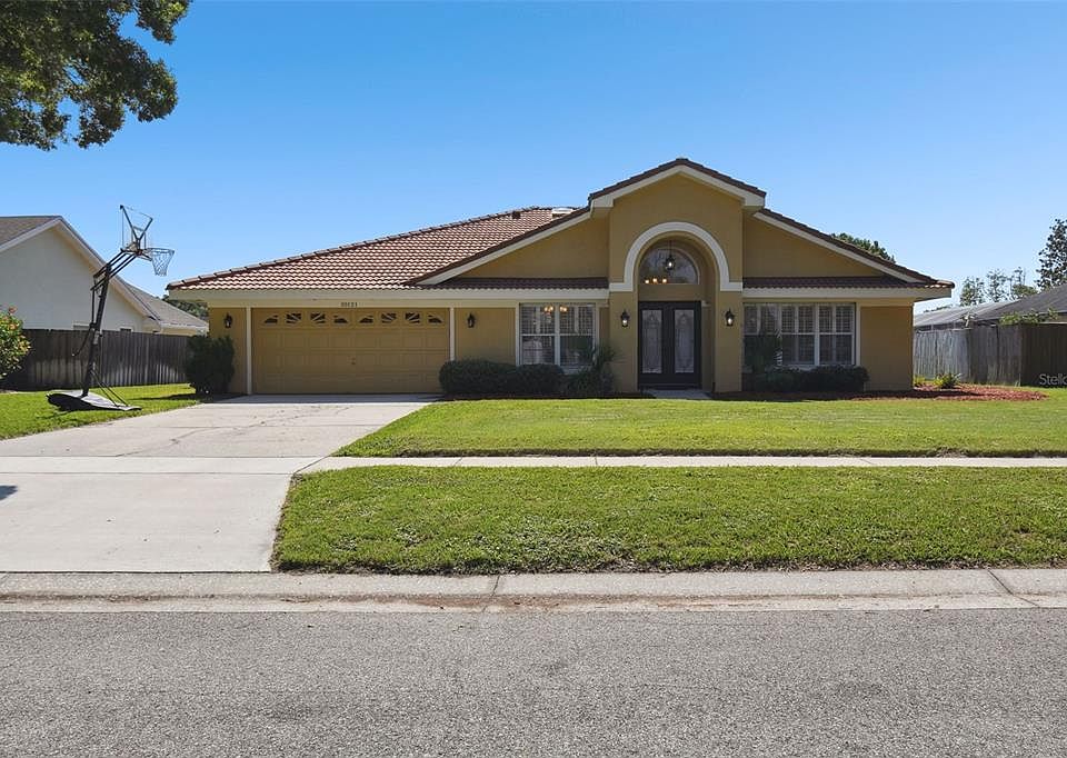 1st image of 10121 CARRINGTON COURT