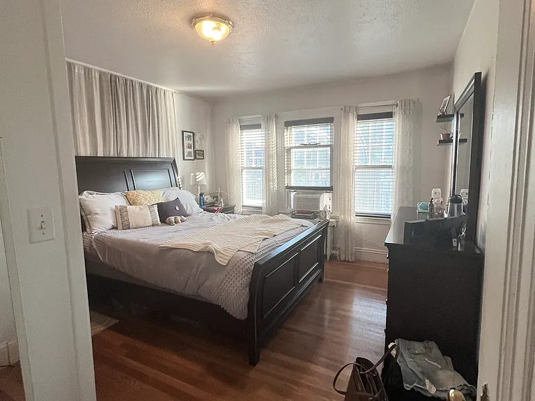95 Westbourne Ter #1 — Photo 11