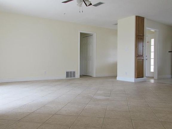 3rd image of 8235 Mara Vista Ct