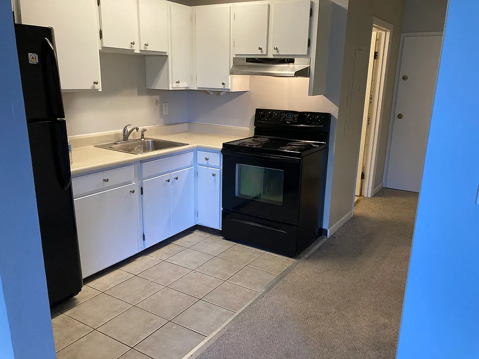 30 Whitney St #3-B