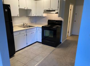 30 Whitney St #3-B, Winchendon, MA 01475