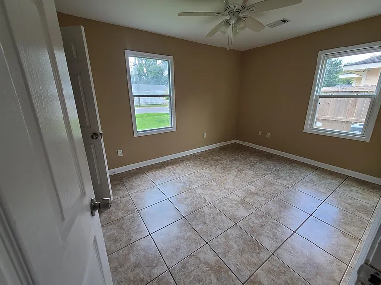 3281 Carey St — Photo 7