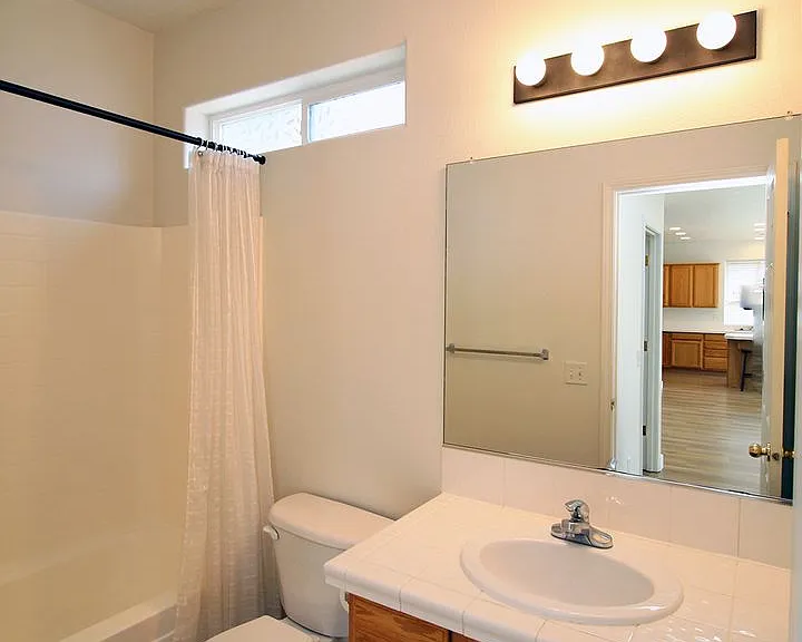 15542 SE Thornbridge Dr — Photo 12