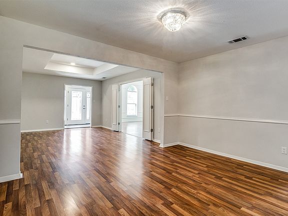 5th image of 5809 Orchid Ln