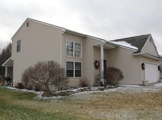 6466 Cranberry Dr, Holly, MI 48442