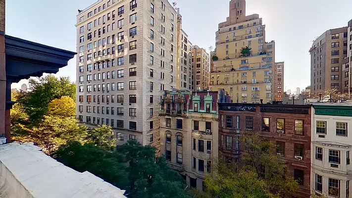 Sold by Compass | media 16