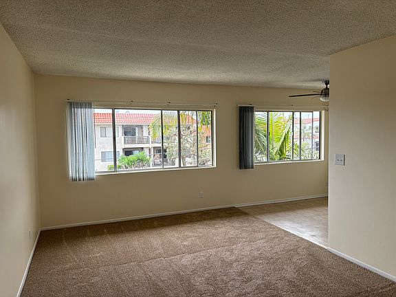 5th image of 530 W 37th St #12