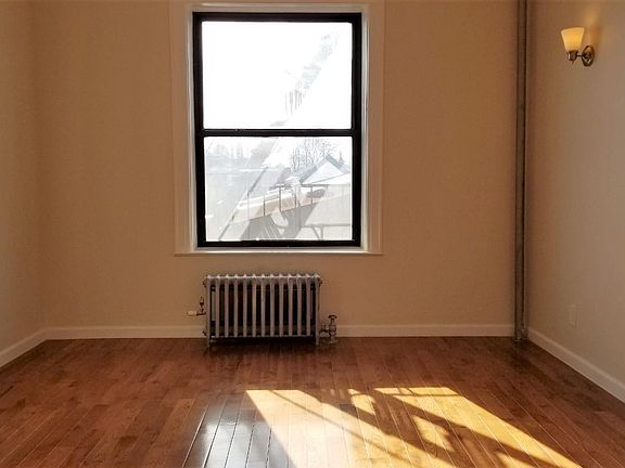 3rd image of 8602 Forest Pkwy #3E