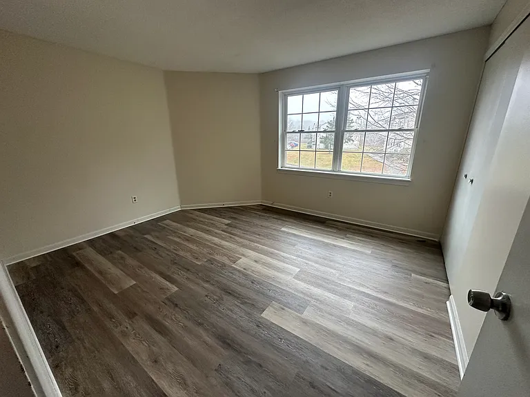 41 Crystal Ln #C — Photo 10