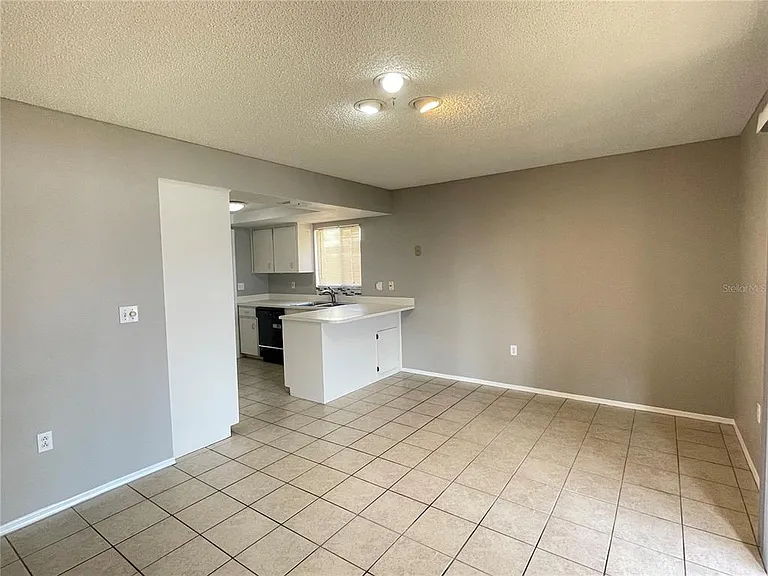 687 Lake Dexter Cir — Photo 6