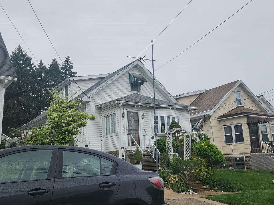 2nd image of 218 Wildwood Ave